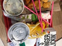 -肯德基(珠峰店)