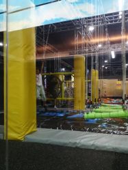 -蹦贝运动中心·蹦床·攀岩·闯关(龙岗店)