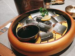 -草家酱蟹炭火烤肉店(珲春南路一店)