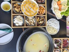 -野菌皇海景野生菌火锅(滨海大道店)