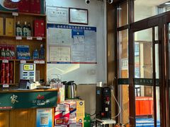 -湖南人家湘菜馆(镇江路店)