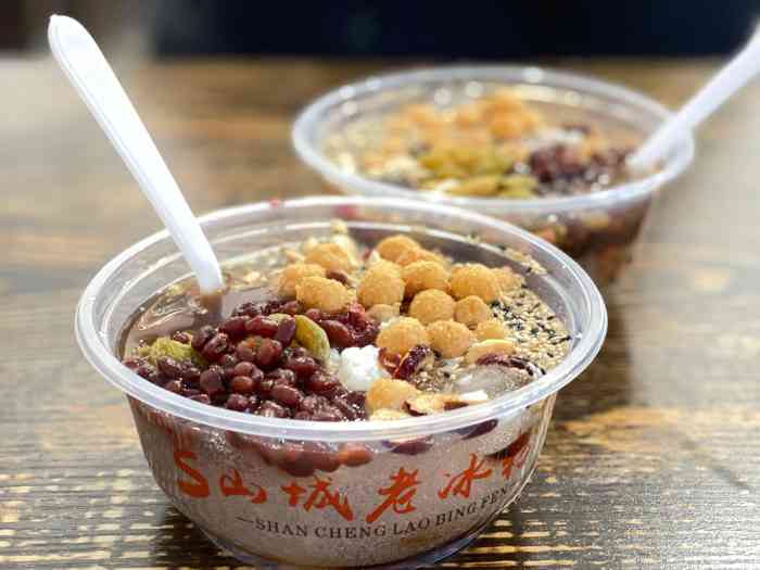 山城老冰粉(八一广场店)-"【鼠子旅行/重庆-山城老冰粉】重庆的一.