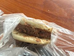 -老西关黄老太牛肉烧饼