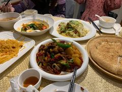 -巴扎美食·新疆菜·西域歌舞表演餐厅(新疆大厦店)