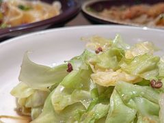 辣皮子炝莲白-纳鲁孜·新疆特色餐厅(上海悦荟广场店)