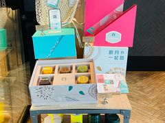 -星巴克(七宝领展广场1F店)