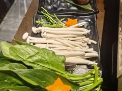 -湊湊火锅·茶憩(新中关购物中心店)