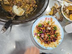 -屯老二农家铁锅炖·行业领军者(梅江店)