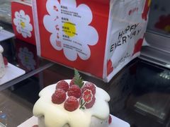 -花花卷卷·鲜食蛋糕(静安久光百货店)