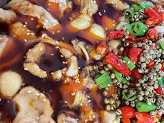 甜蒜-米二红烧兔(华阳店)