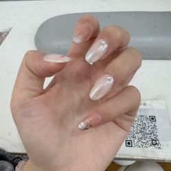 -尤米一站式美甲美睫