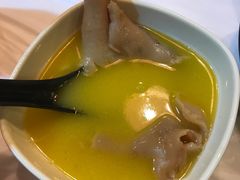 -鲜入围煮花胶鸡海鲜火锅