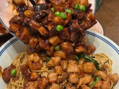 -何太太馄饨面铺(大浒东苑店)