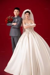 -雪中彩影婚纱摄影·微光艺术中心