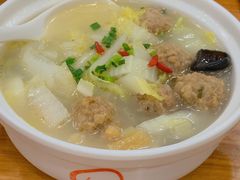 马蹄小肉圆砂锅-老盛兴·上海小笼汤包馆(武夷店)