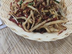 -江城燕子大排档(江汉路步行街店)