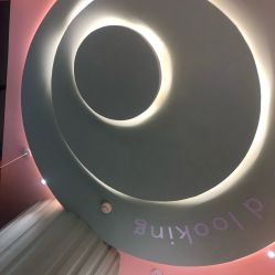 -好看加白色房子