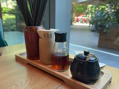 -荣家黄鱼面(南京西路店)