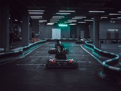 -e赛道卡丁车