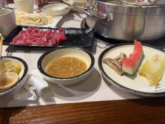 -五花牛潮汕鲜牛肉火锅(百联奥特莱斯店)