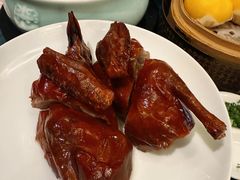 誉八仙妙龄乳鸽-誉八仙粤菜(万象天地店)