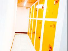 -安东易迷你自助仓储寄存仓库(杨浦店)