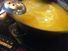 -鲜入围煮花胶鸡海鲜火锅