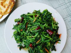 -何适山庄 ·可团建(水长城P2停车场店)