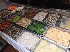 自助取餐区-英雄故事地摊烤肉(马驹桥店)