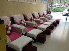 -创新足专业修脚房(嘉庚店)