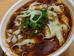 -雷祖芳老妈蹄花店