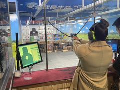-都市枪神实弹射击俱乐部
