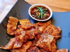 瓦片烤五花肉-山茶云南菜(永安里店)