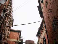 -巴公房子