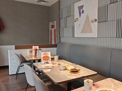 -必胜客(世纪港湾店)