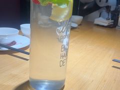 -嫩芽 ·地道重庆菜(十八梯露台夜景店)