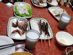 -四囍码头海鲜烧烤自助火锅(外滩南京东路悦荟广场店)