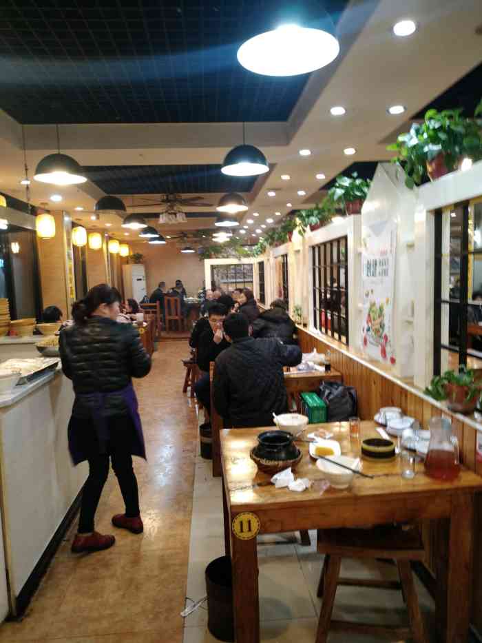 老板应该是广东人,味道很地道,不错