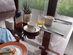 靠窗位-东莞旗峰山酒店及行政公寓·莱斯西餐厅