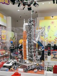 -乐高授权专卖店(中关村领展店)