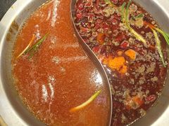 -沸炉重庆老火锅(军事博物馆店)