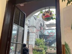 -猴哥酸菜米线