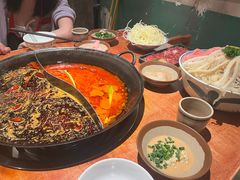 -周小明火锅(黑金冠社区店)