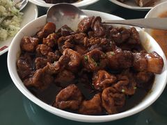 油豆腐红烧肉-东滩湿地公园观海楼餐厅