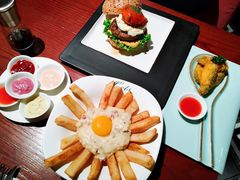 培根鸡蛋芝士薯条-Lets burger非常汉堡·环球风味(蓝色港湾店)