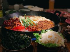 秘制鸭血红锅-周幺妹重庆老火锅(银泰城总店)