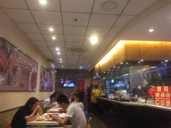 大堂-南城香·饭香串香馄饨香(青年路店)
