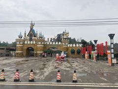 -都江堰玫瑰花溪谷