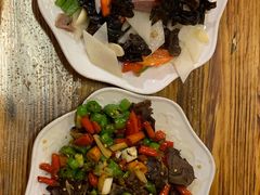 -小锅巴纳西餐厅