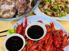 -小胖牛味龙虾馆(三北总店)